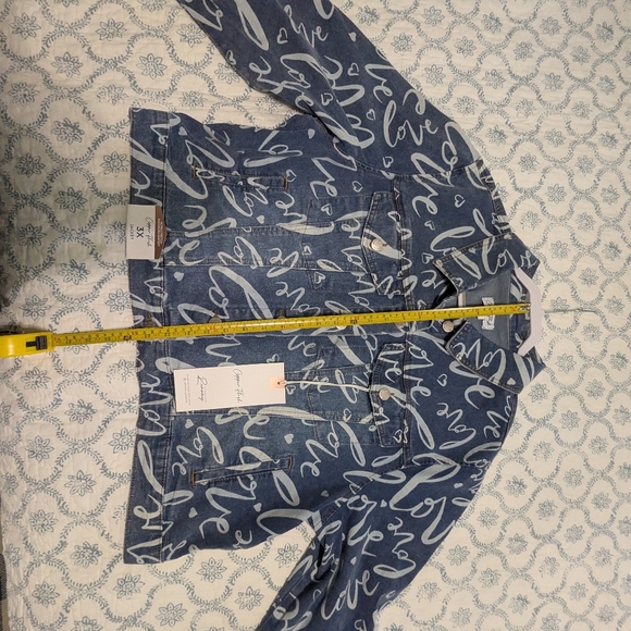 NWT Love Print Stretch Jean Jacket ❤️ - Picture 11 of 12